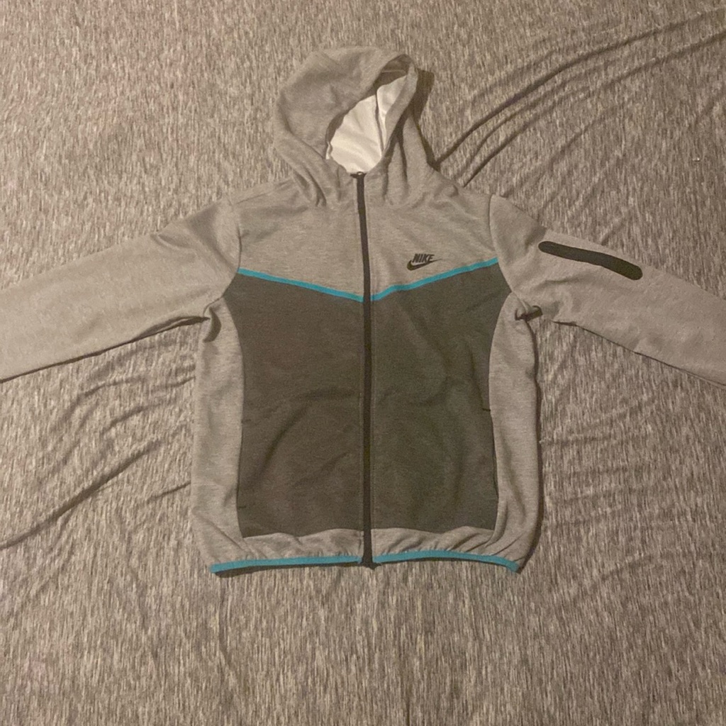 Brand New Nike Tech Never Worn Brand New Nike Tech Never Worn